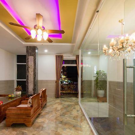 Thoi Binh Hotel Cam Lam Exteriör bild