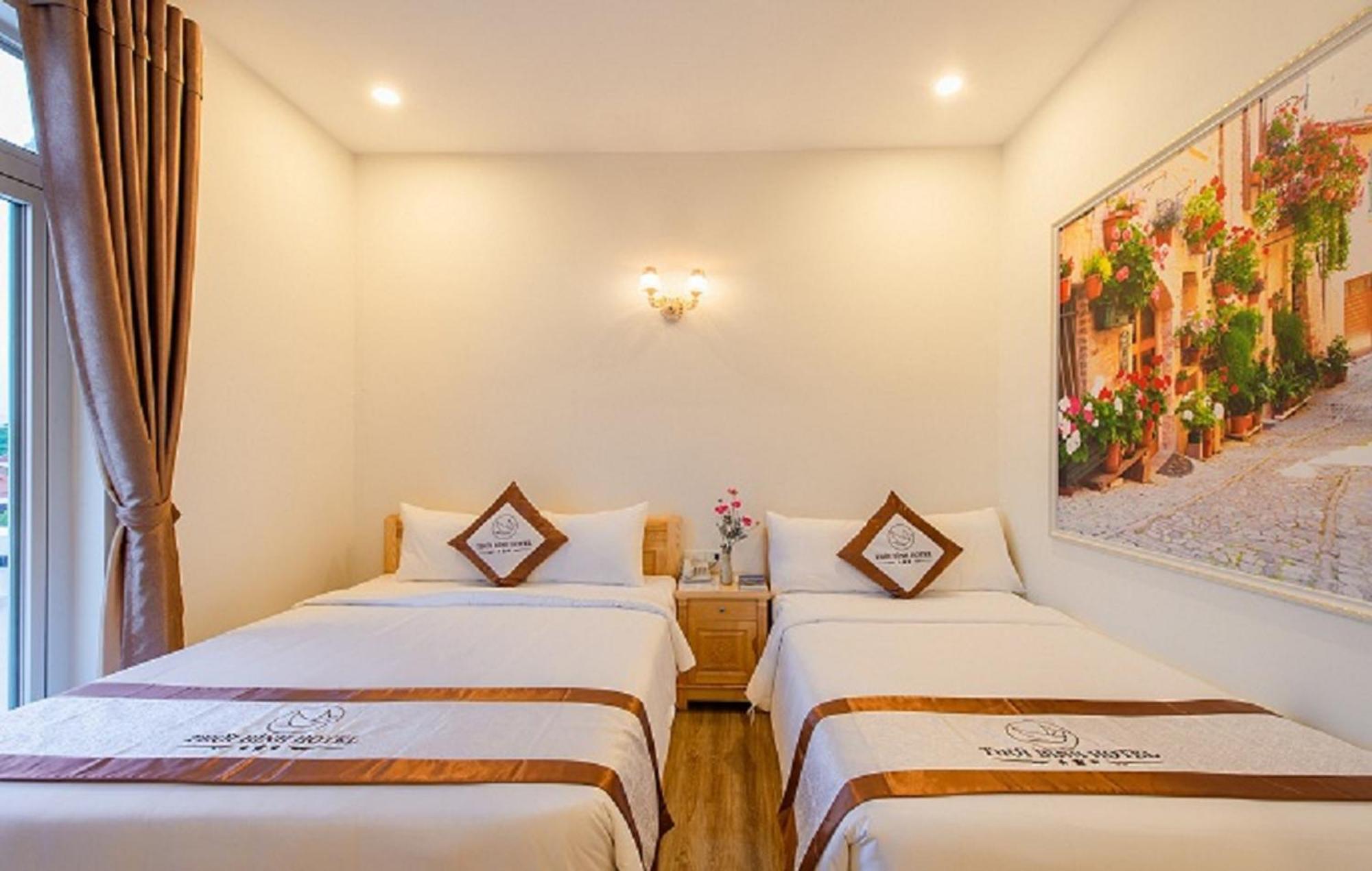 Thoi Binh Hotel Cam Lam Exteriör bild