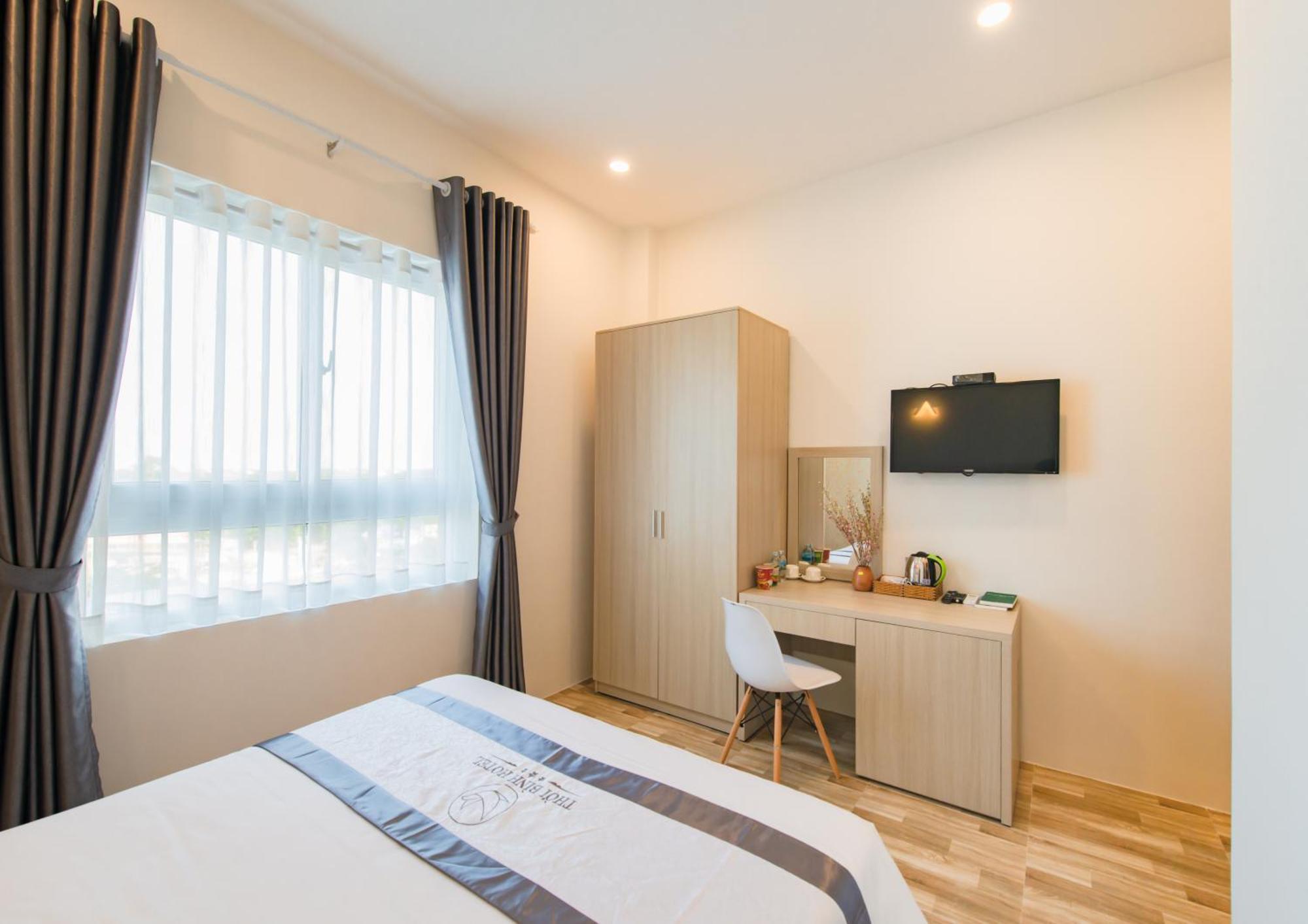 Thoi Binh Hotel Cam Lam Exteriör bild