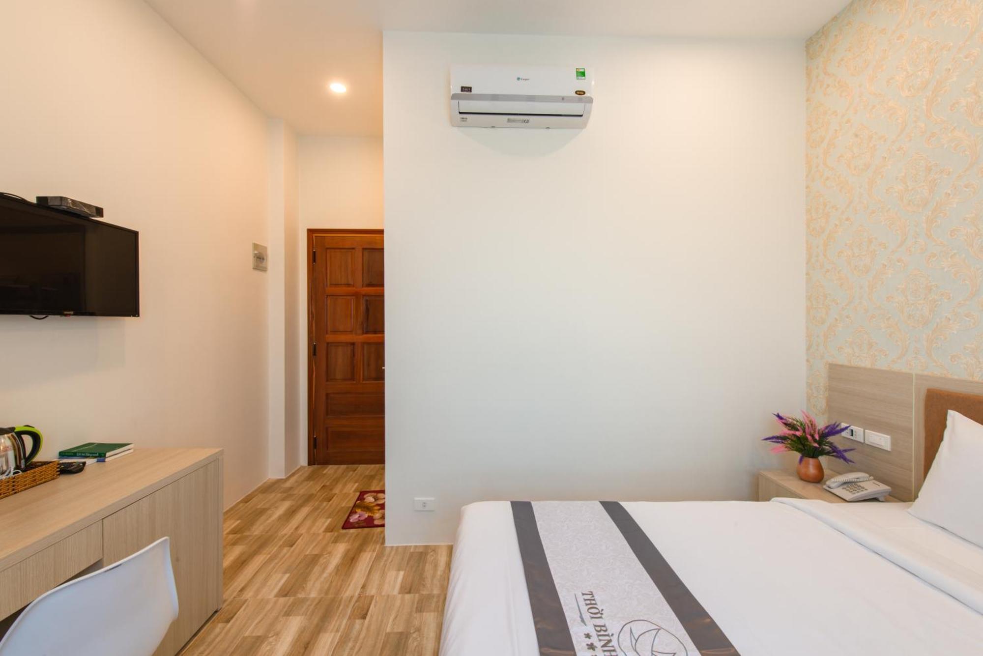 Thoi Binh Hotel Cam Lam Exteriör bild