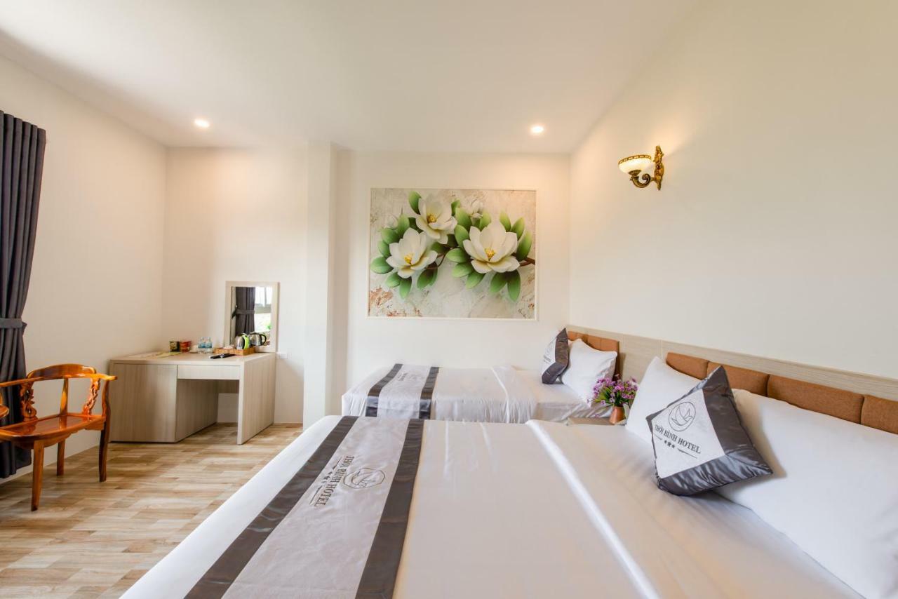 Thoi Binh Hotel Cam Lam Exteriör bild