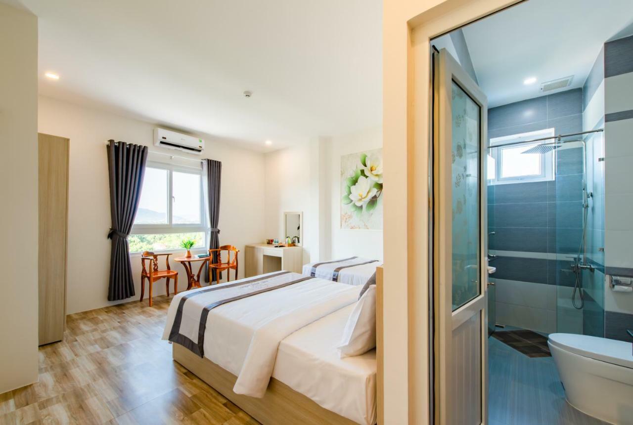 Thoi Binh Hotel Cam Lam Exteriör bild